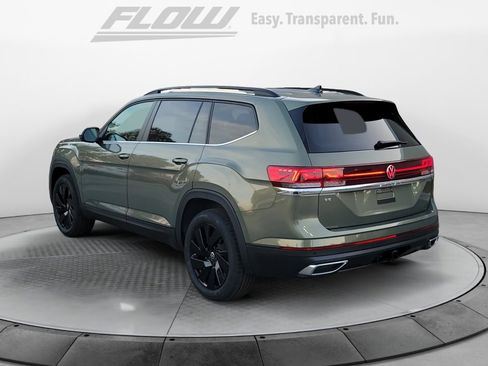 New 2026 Volkswagen Atlas SE FWD image 5