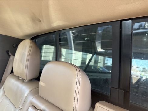 Used 2011 Ford F150 Lariat w/ Lariat Chrome Pkg image 23