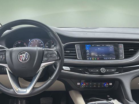 Used 2023 Buick Enclave Avenir image 14