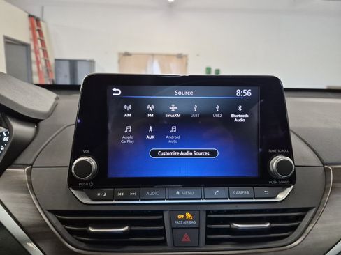 Used 2025 Nissan Altima 2.5 SV FWD image 31