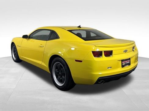 Used 2013 Chevrolet Camaro LS RWD image 7