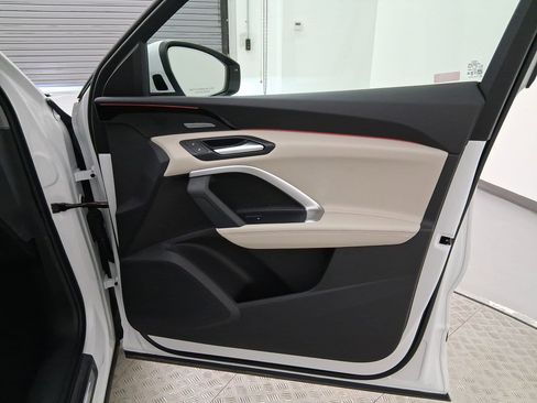 Used 2025 Audi Q5 Premium Plus w/ Premium Plus image 32