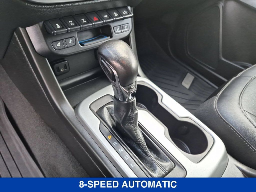 Used 2022 Chevrolet Colorado ZR2 w/ Colorado ZR2 Bison Edition AWD/4WD image 25