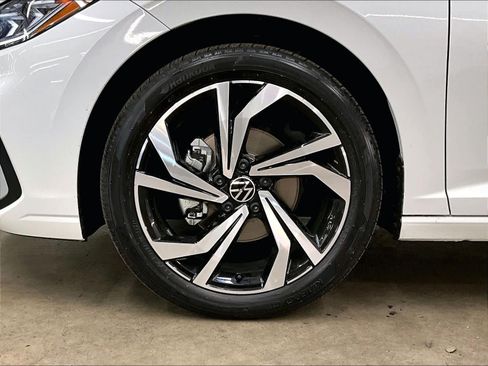 New 2026 Volkswagen Jetta SEL FWD image 9