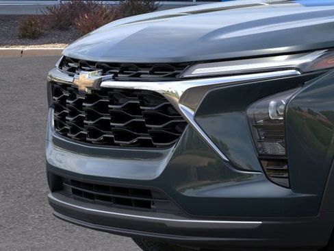 New 2026 Chevrolet Trax LT w/ Driver Confidence Package image 13