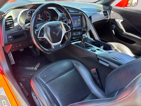 Used 2017 Chevrolet Corvette Stingray Coupe w/ 1LT RWD image 9