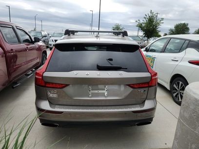Used 2020 Volvo V60 T5 Cross Country w/ Protection Package Premier