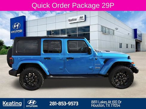 Used 2021 Jeep Wrangler Unlimited Sahara w/ Cold Weather Group image 8