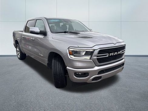 Used 2024 RAM 1500 Laramie AWD/4WD image 5