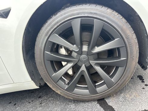 Used 2023 Tesla Model 3 Standard Range RWD image 25