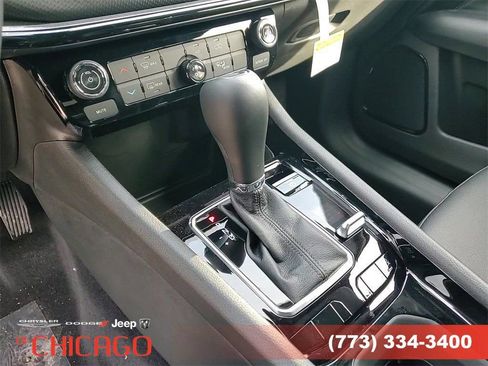 Certified 2025 Jeep Compass Latitude w/ Altitude Special Edition image 19