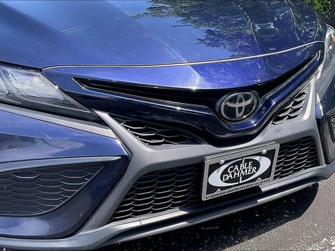 Used 2022 Toyota Camry SE FWD image 27