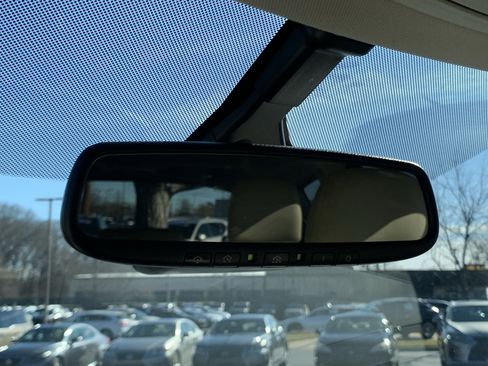 Used 2017 INFINITI QX60 Luxe w/ Deluxe Technology Package image 27