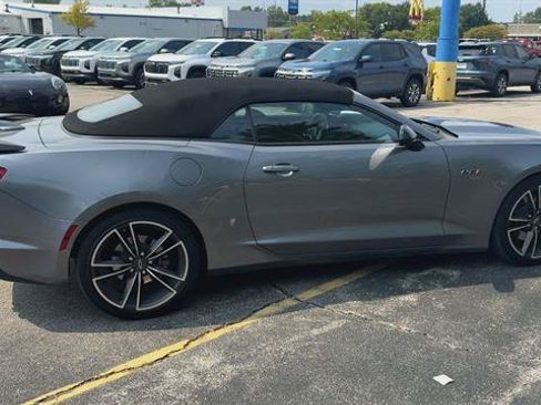 Used 2021 Chevrolet Camaro LT w/ Technology Package RWD image 9