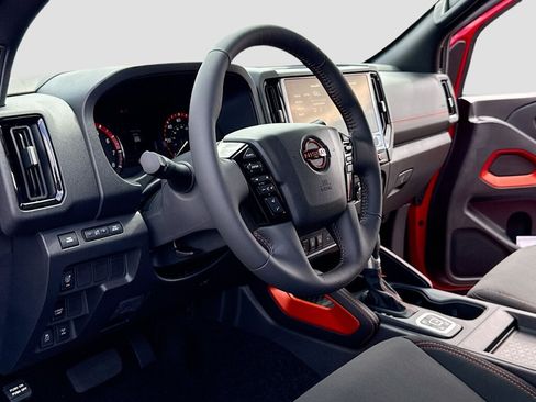 New 2026 Nissan Frontier PRO-4X w/ Tow Package AWD/4WD image 4