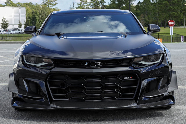 Used 2017 Chevrolet Camaro ZL1 RWD image 11