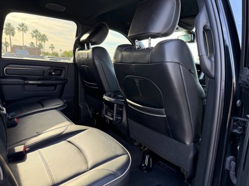 Used 2022 RAM 3500 Limited w/ Towing Technology Group image 28