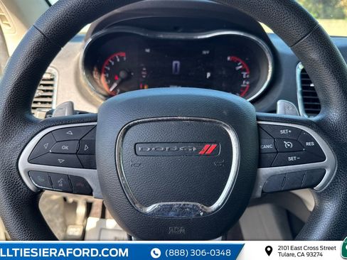 Used 2017 Dodge Durango SXT w/ 3rd Row Seating Group RWD image 26