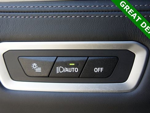 Used 2024 BMW X7 M60i w/ Executive Package image 18