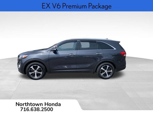 Used 2017 Kia Sorento EX w/ EX V6 Premium Package image 6