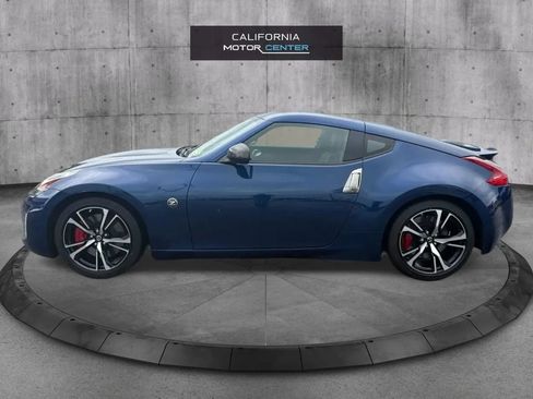 Used 2019 Nissan 370Z Touring Sport RWD image 8