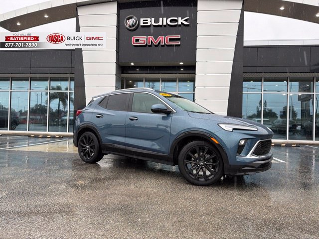 Used 2026 Buick Encore GX Sport Touring w/ Comfort Package FWD image 1