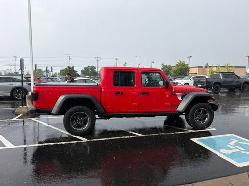 Used 2023 Jeep Gladiator Rubicon w/ LED Lighting Group AWD/4WD image 30