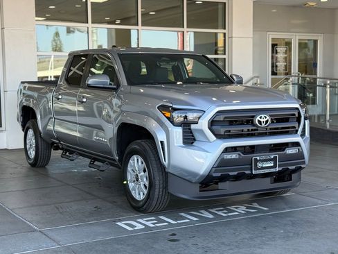 New 2025 Toyota Tacoma SR5 image 6