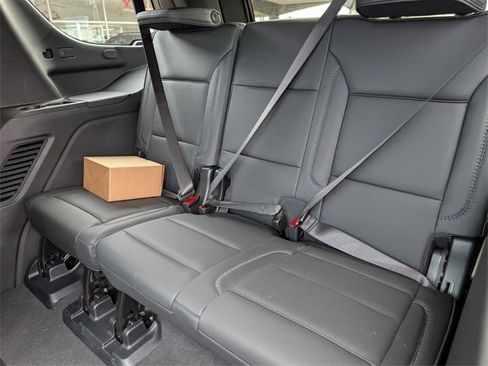 New 2026 GMC Yukon Denali w/ Advanced Technology Package image 19