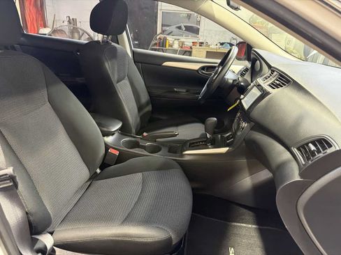 Used 2019 Nissan Sentra S FWD image 27