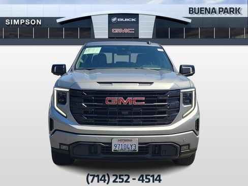 Used 2024 GMC Sierra 1500 Elevation w/ Elevation Premium Package AWD/4WD image 3