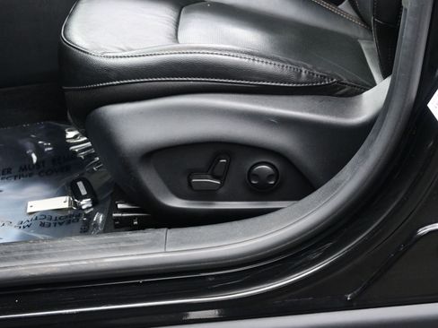 Used 2022 Jeep Compass Latitude image 11