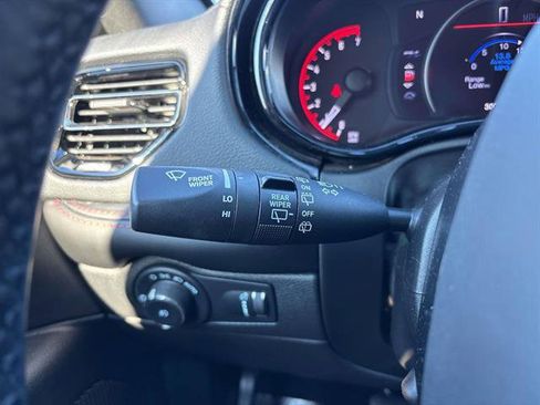 Used 2022 Dodge Durango R/T w/ Blacktop Package image 30