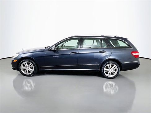 Used 2011 Mercedes-Benz E 350 4MATIC Wagon image 5
