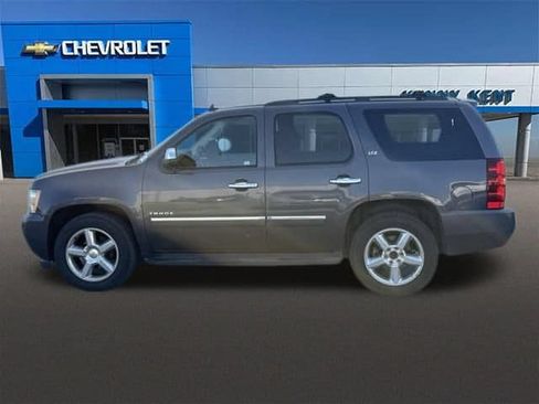 Used 2010 Chevrolet Tahoe LTZ AWD/4WD image 36