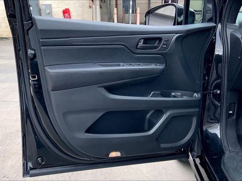 Used 2023 Honda Odyssey Sport image 21