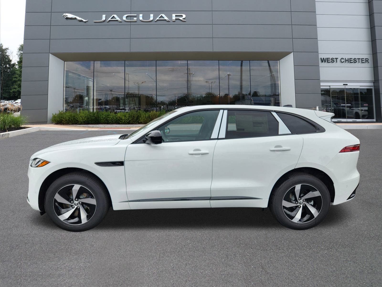 New 2026 Jaguar F-PACE R-Dynamic S AWD/4WD image 3