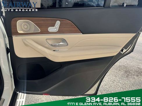 Used 2025 Mercedes-Benz GLS 450 4MATIC image 31