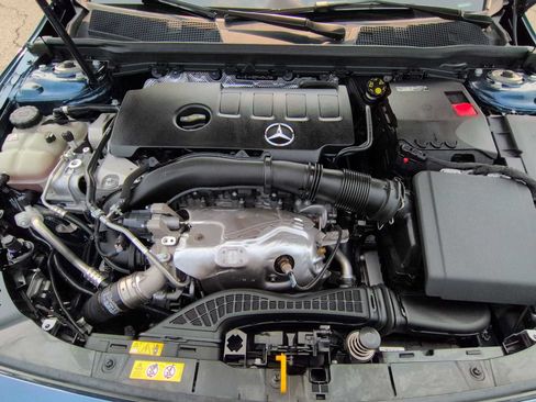 Used 2023 Mercedes-Benz CLA 250 4MATIC image 15