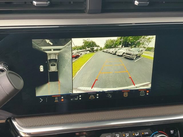 Used 2025 GMC Sierra 3500 Denali AWD/4WD image 19