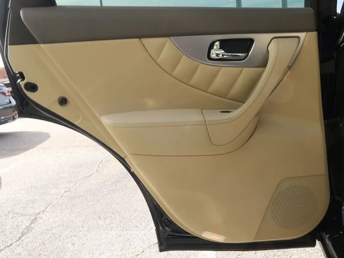 Used 2017 INFINITI QX70 3.7 w/ Premium Package image 52