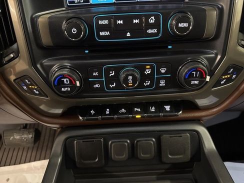 Used 2019 Chevrolet Silverado 3500 High Country w/ Duramax Plus Package image 16