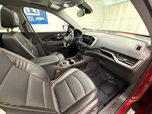 Used 2024 GMC Terrain AT4 AWD/4WD image 8