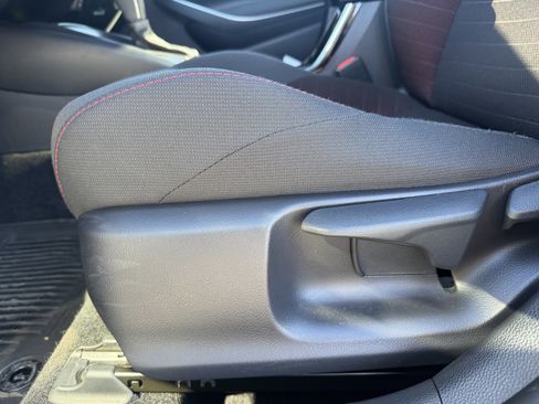 Used 2025 Toyota Corolla SE w/ SE Premium Package image 11