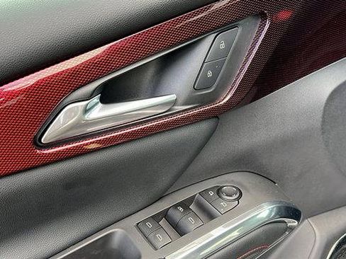 Certified 2025 Chevrolet Traverse Z71 w/ Enhanced Driving Package image 18