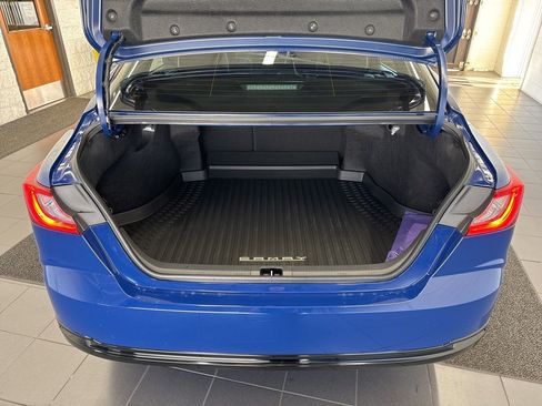 Used 2026 Toyota Camry XLE image 9