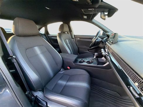 Used 2024 Honda Civic Sport image 25