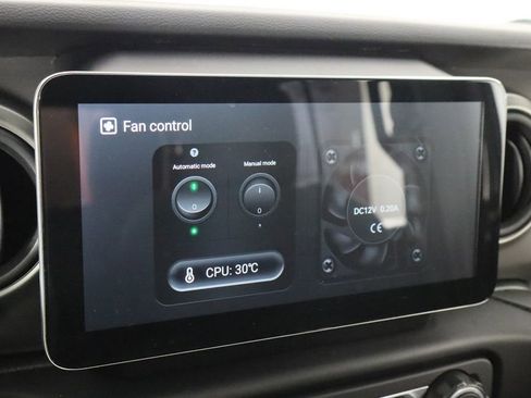 Used 2021 Jeep Wrangler Unlimited Sport image 33