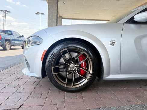 Used 2022 Dodge Charger SRT Hellcat RWD image 5