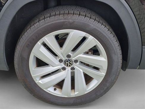 Used 2021 Volkswagen Atlas SE FWD image 20